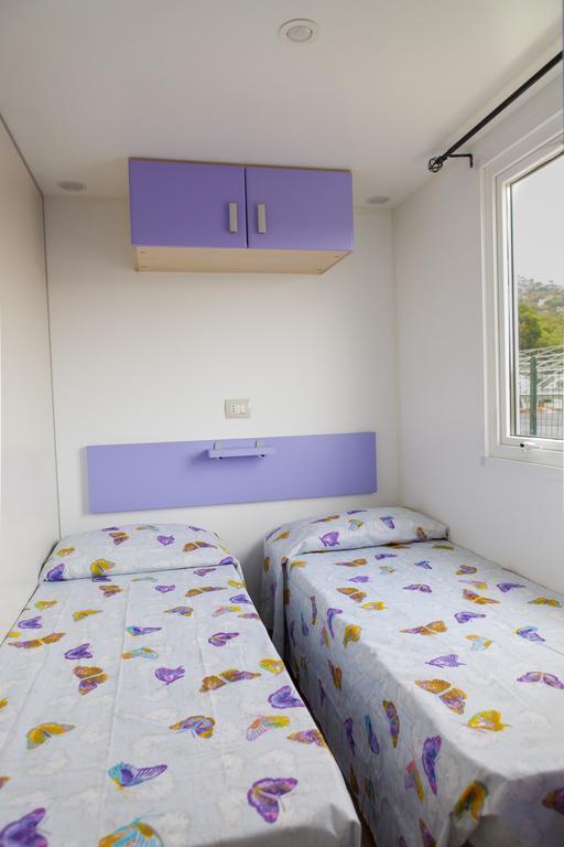 Camping Delfino Albenga Cameră foto